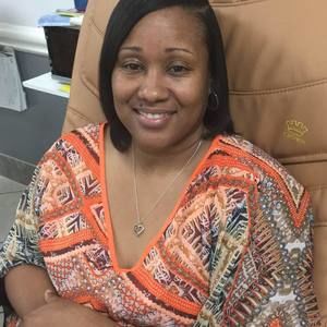 Meet your Posher, Dana